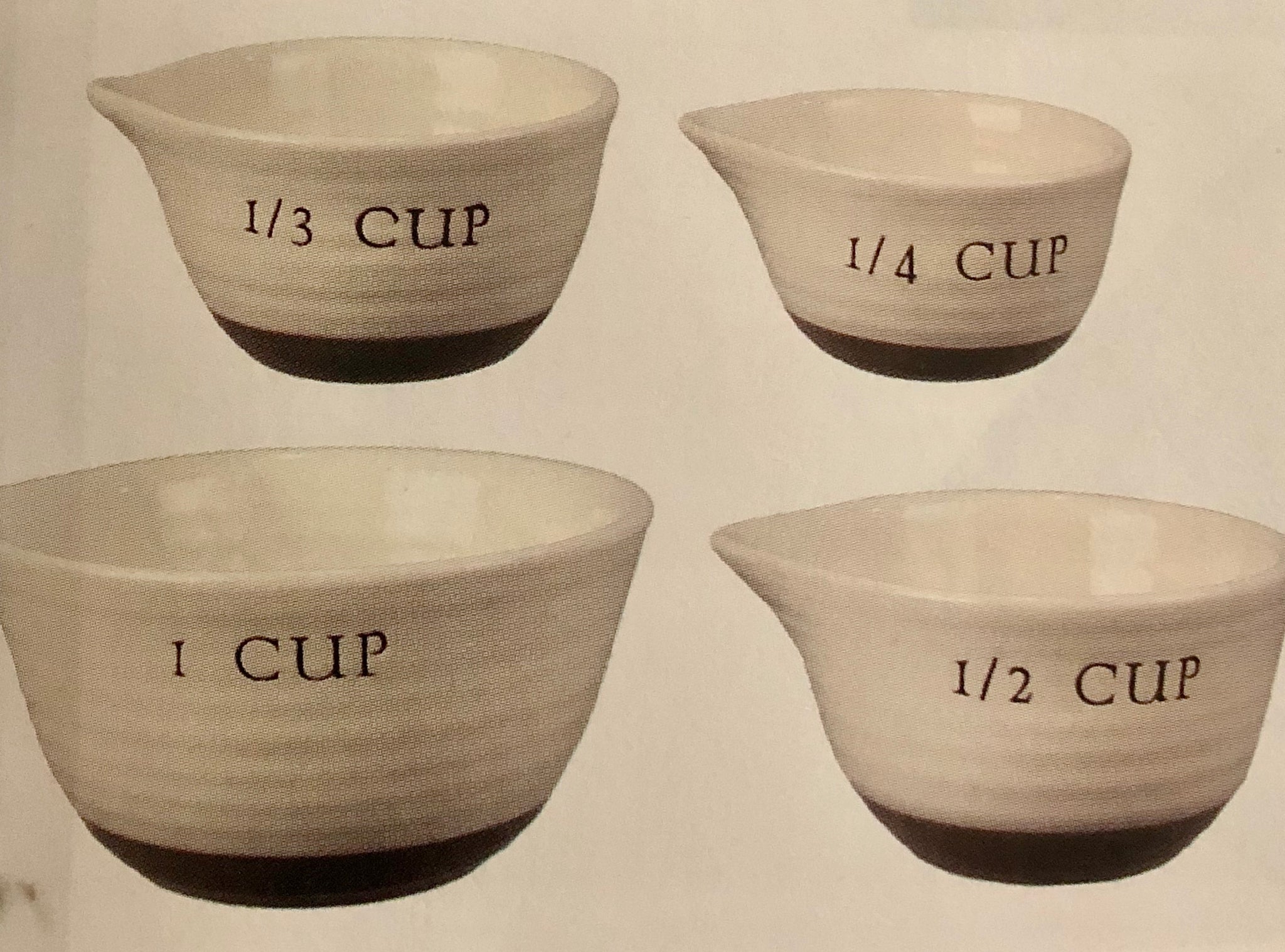 Farmhouse Two-Tone Measuring Cups
